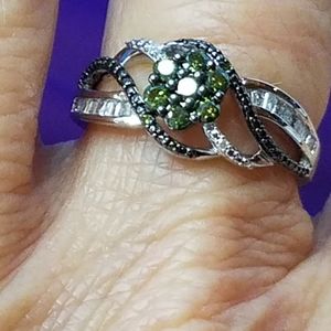 Diamond Rare Fancy Green Genuine Diamond  Ring